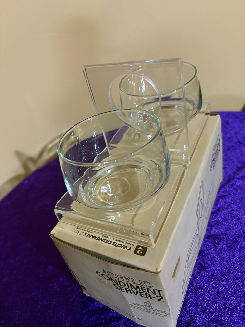 Two's Company Acrylic Condiment Server - 2 - Picture 14 of 16